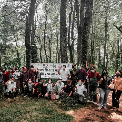 TANAM POHON BARENG, GODEVI IKUT SERTA DALAM KICK OFF DESA RAMAH AIR HUJAN DI DESA GLAGAH LINGGAH