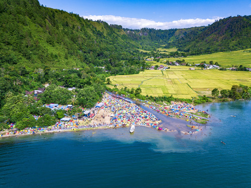 PANORAMA KELILING DESA MEAT SPOT WISATA DANAU TOBA